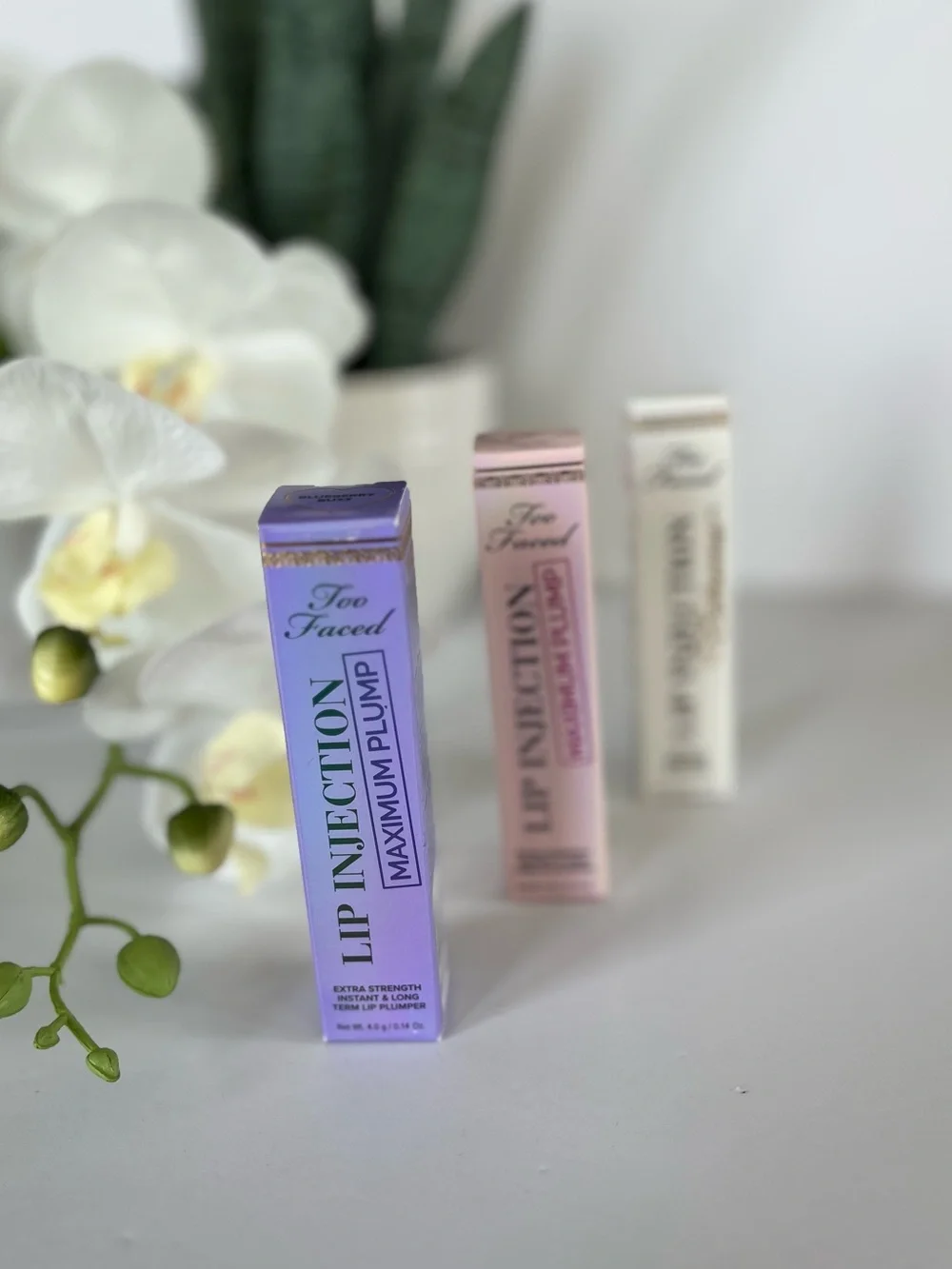 Lip Injection Collection - Picture 3 of 3
